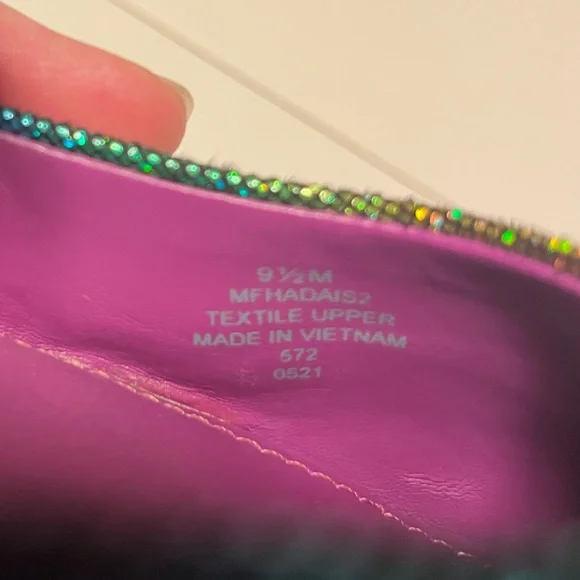 Marc Fisher Heeled Mules Sandals Pointed Toe Metallic Rainbow Colors 9.5M Hadais - Picture 4 of 7